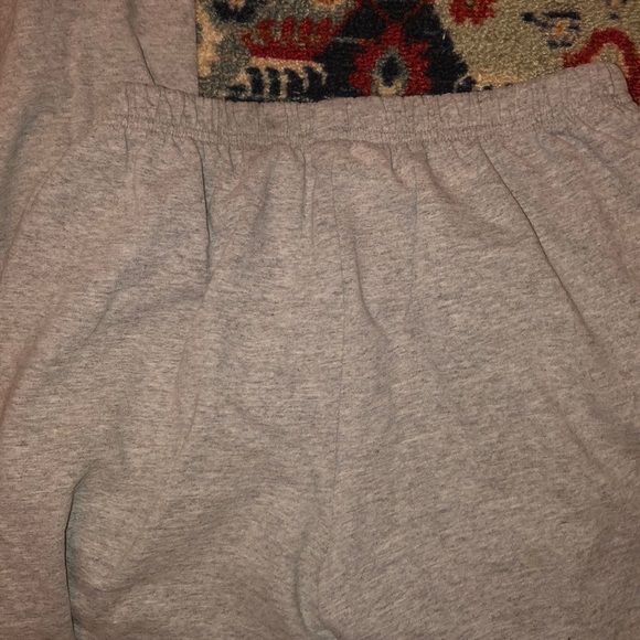 Cotton with some stretch and slip-in pockets sweat - Picture 4 of 5
